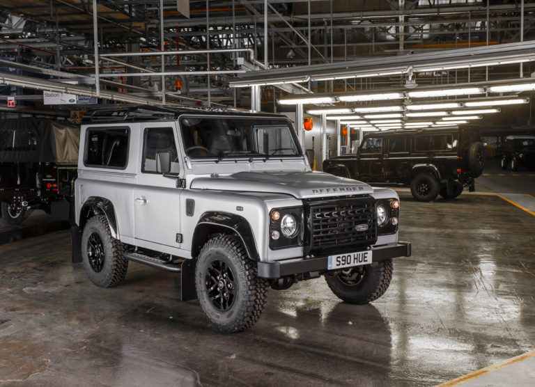 LAND ROVER DEFENDER