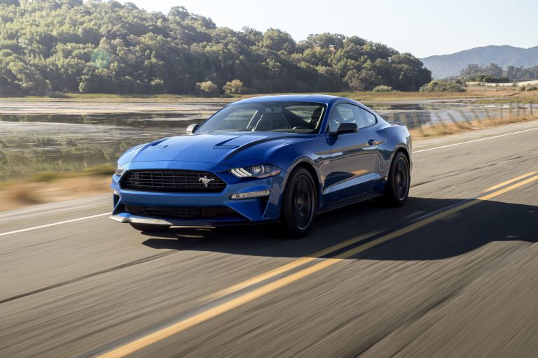 FORD MUSTANG 2020