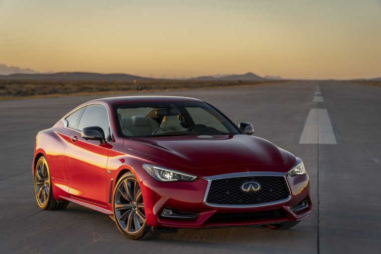 INFINITI Q60 2020 RED SPORT 400