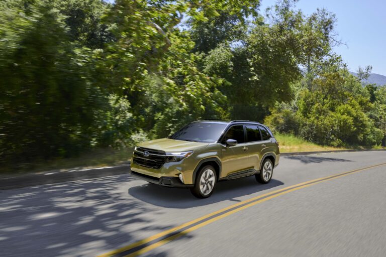SUBARU Forester Hybrid 2025
