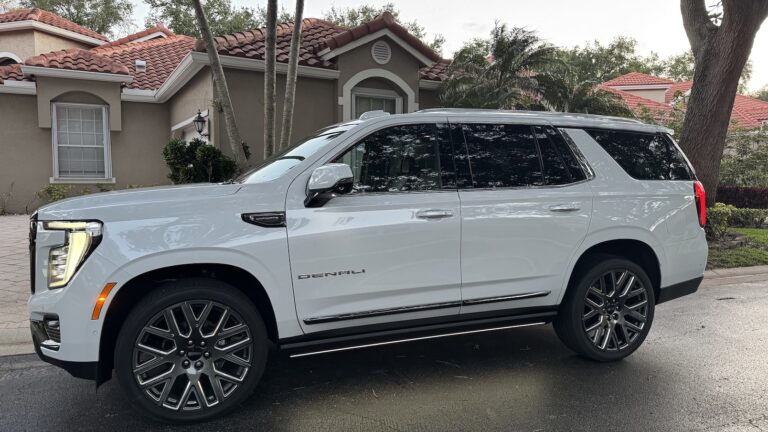 GMC Yukon Denali Ultimate 2026