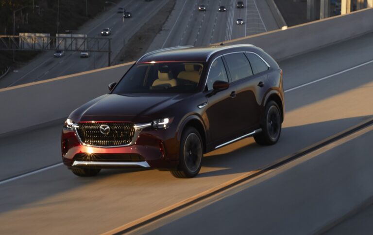 MAZDA CX-90 2026