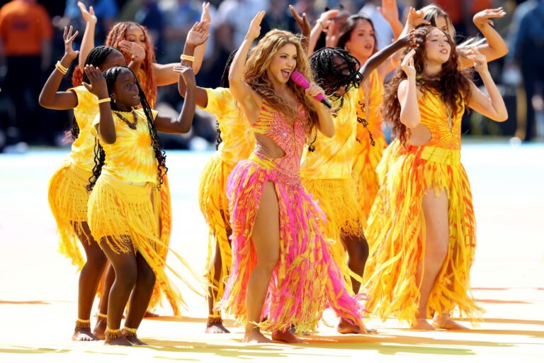 Shakira y número uno global Dai Dai