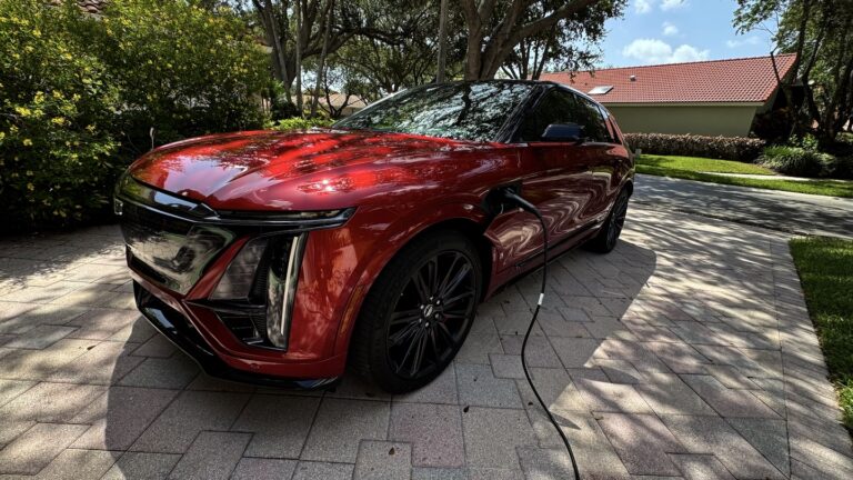 Cadillac Lyriq Premium Luxury 2026