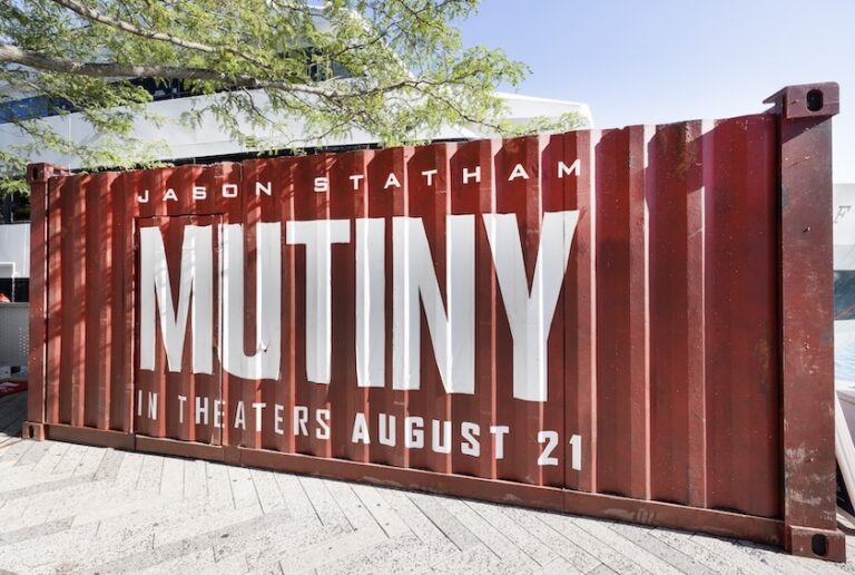 MUTINY en cines el 21 de agosto